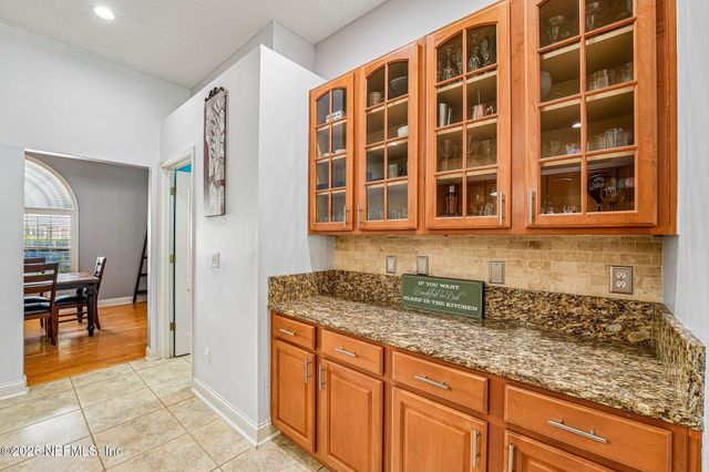 4971 GRAND LAKES Drive N, Jacksonville, FL 32258
