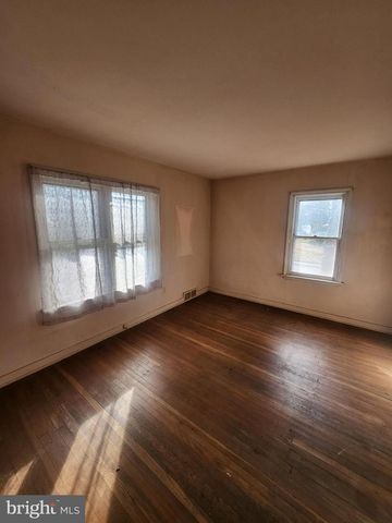 336 ELM AVE, Glenside, PA 19038