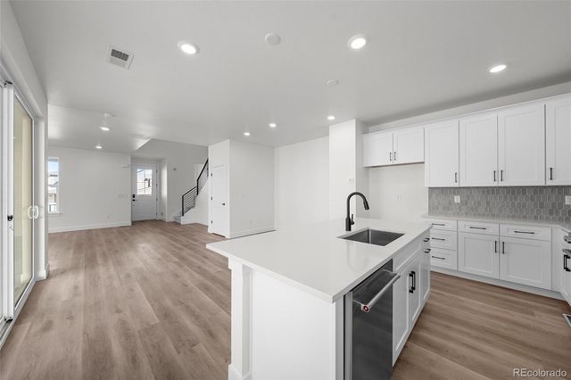 8735 Whiteclover Street, Littleton, CO 80125