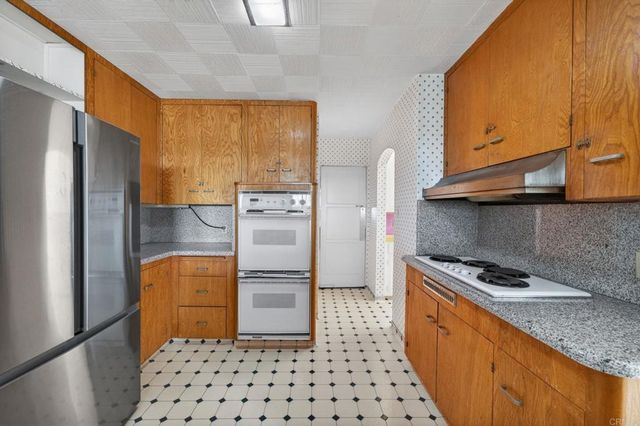 2798 McConnel, Other, CA 90064
