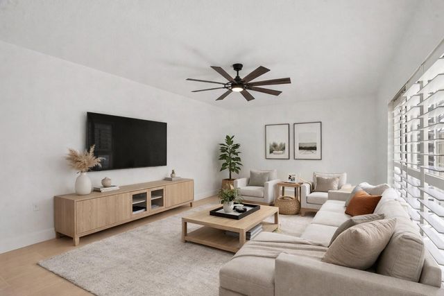 2911 SW 22nd Circle 37b, Delray Beach, FL 33445