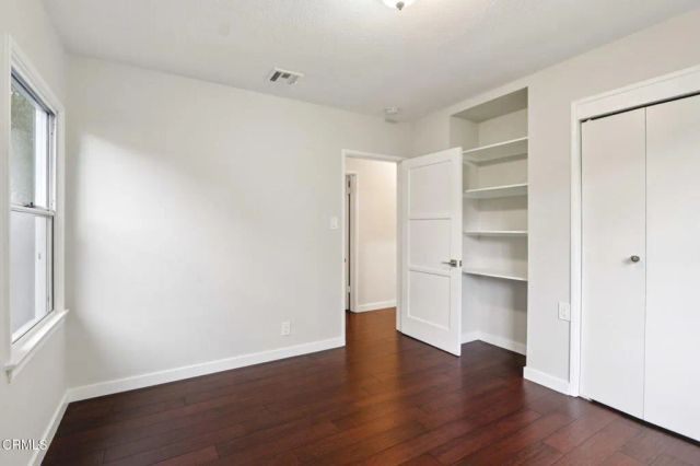 1255 Oak Circle Drive, Glendale, CA 91208