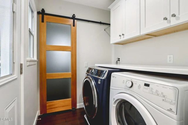 1255 Oak Circle Drive, Glendale, CA 91208