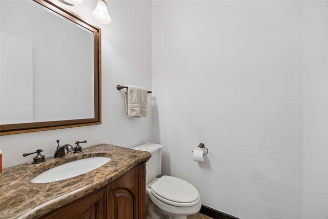 8418 Towneship Lane, Dallas, TX 75243