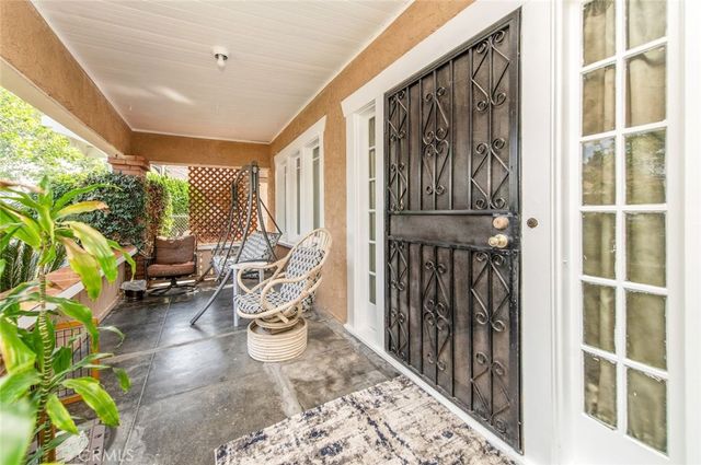 406 E Walnut, Santa Ana, CA 92701