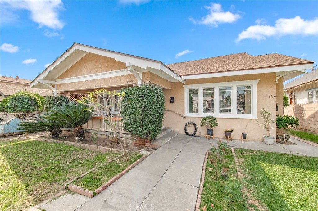 406 E Walnut, Santa Ana, CA 92701