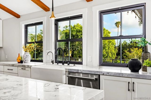 2335 Ivy Rd, Oceanside, CA 92054