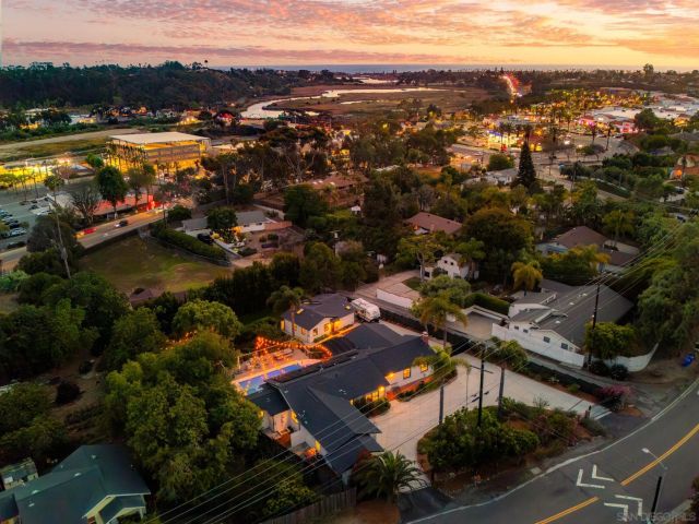 2335 Ivy Rd, Oceanside, CA 92054