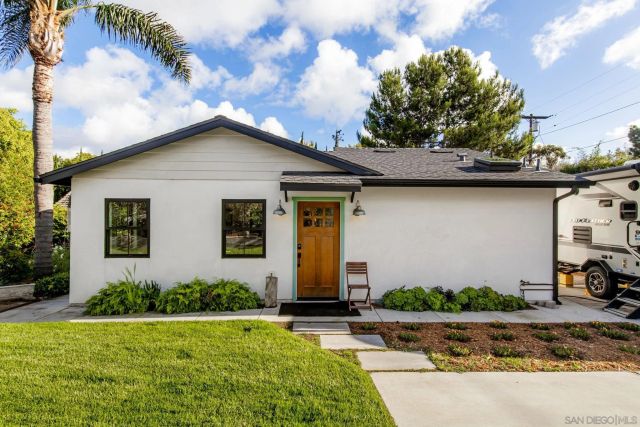 2335 Ivy Rd, Oceanside, CA 92054