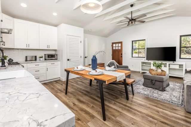 2335 Ivy Rd, Oceanside, CA 92054
