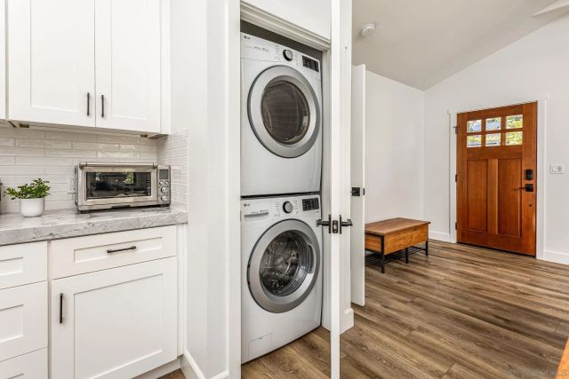 2335 Ivy Rd, Oceanside, CA 92054