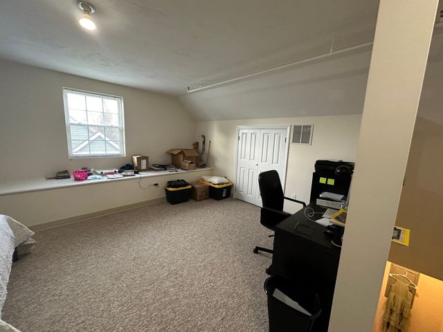 8 Grant St 15, Natick, MA 01760