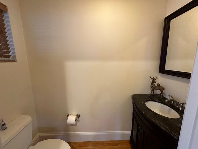 8 Grant St 15, Natick, MA 01760