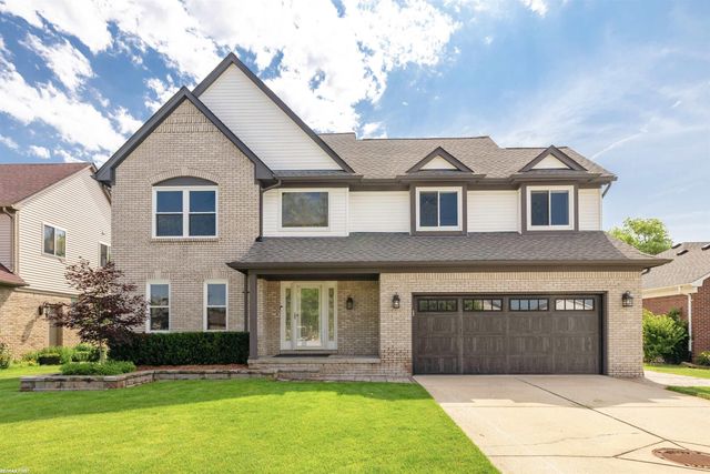 52282 Birch Court, Chesterfield Twp, MI 48047