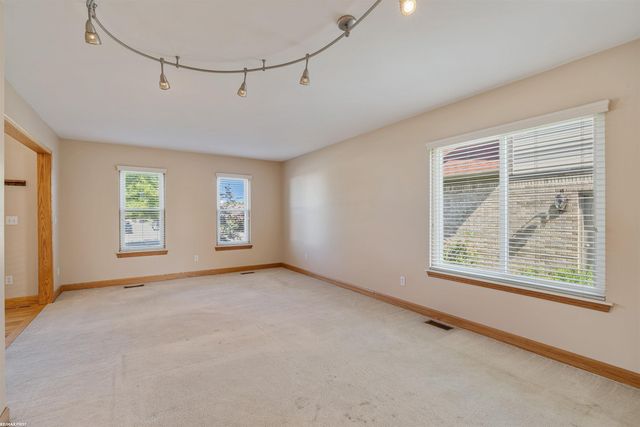 52282 Birch Court, Chesterfield Twp, MI 48047