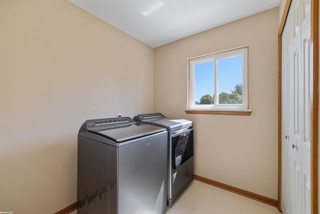 52282 Birch Court, Chesterfield Twp, MI 48047