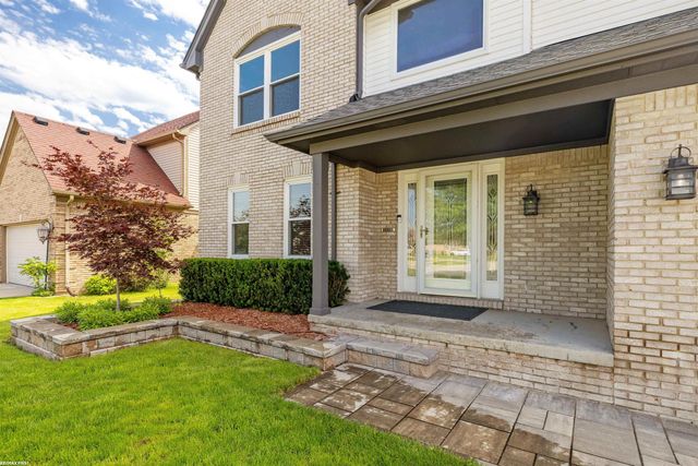 52282 Birch Court, Chesterfield Twp, MI 48047