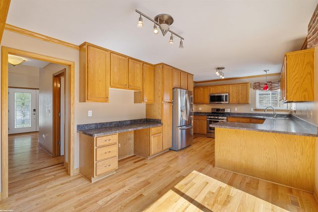 52282 Birch Court, Chesterfield Twp, MI 48047
