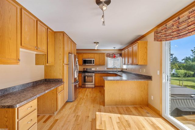 52282 Birch Court, Chesterfield Twp, MI 48047