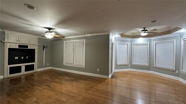 337 Vista Lake Drive, Suwanee, GA 30024