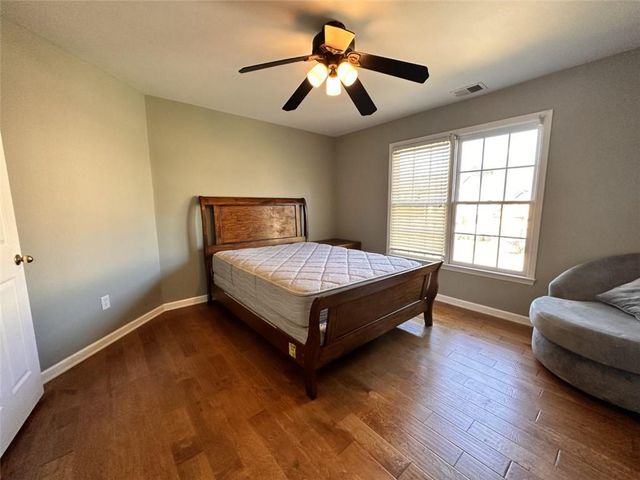 337 Vista Lake Drive, Suwanee, GA 30024