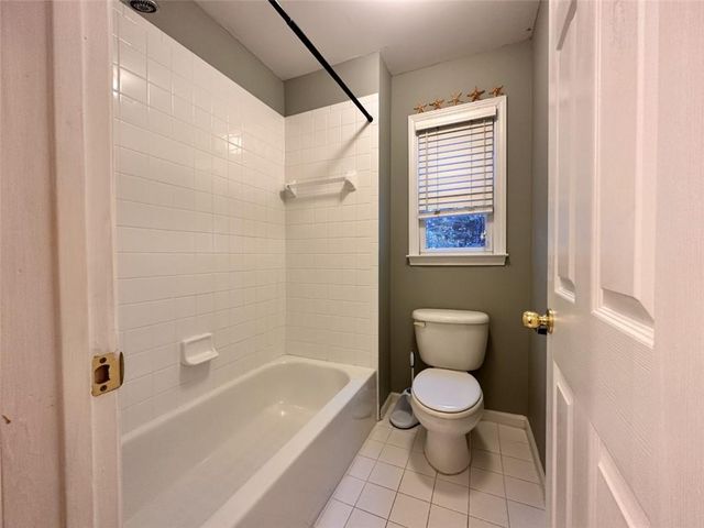 337 Vista Lake Drive, Suwanee, GA 30024