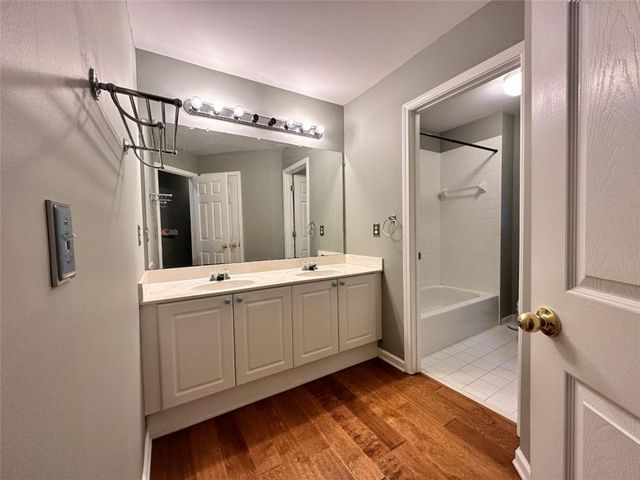 337 Vista Lake Drive, Suwanee, GA 30024