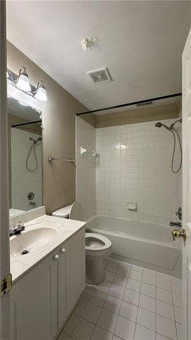 337 Vista Lake Drive, Suwanee, GA 30024