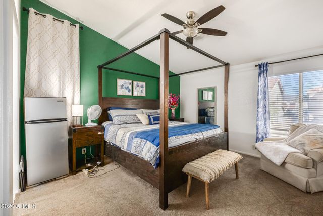 2910 E WINDSONG Drive, Phoenix, AZ 85048