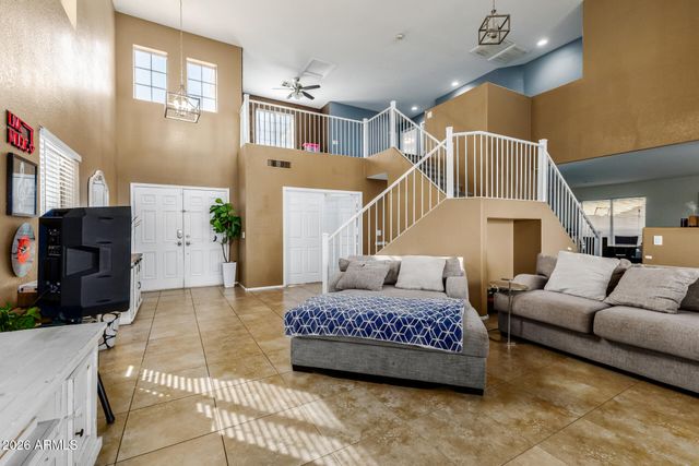 2910 E WINDSONG Drive, Phoenix, AZ 85048