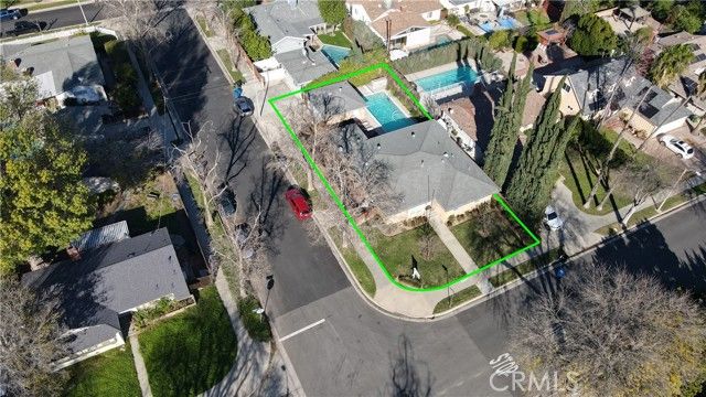 22677 Criswell, West Hills (los Angeles), CA 91307