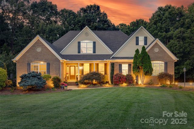 620 Garden Hill Court, Rock Hill, SC 29732