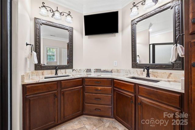620 Garden Hill Court, Rock Hill, SC 29732