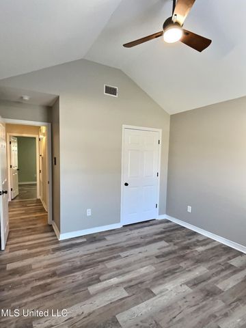 3116 Beachview Drive, Ocean Springs, MS 39564