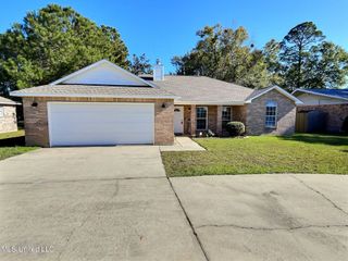 3116 Beachview Drive, Ocean Springs, MS 39564