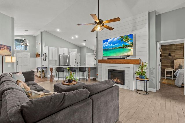 4203 EDENROCK PLACE PLACE, Wesley Chapel, FL 33543