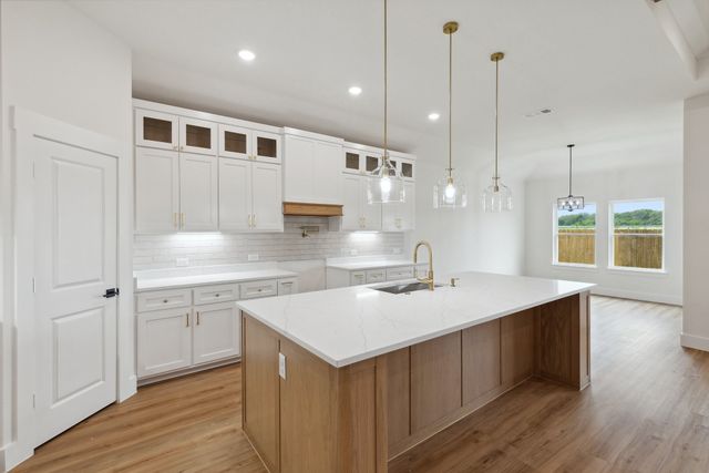 1876 Meadowview, Canton, TX 75103