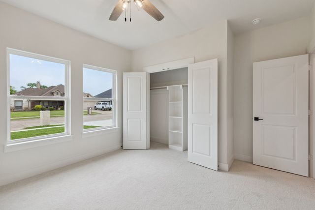 1876 Meadowview, Canton, TX 75103