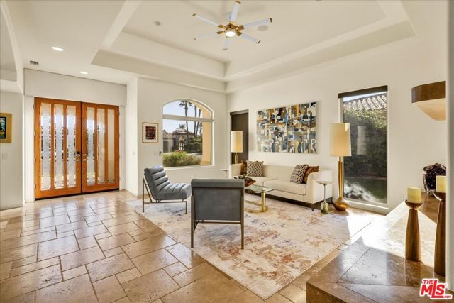 6 Carrera Place, Rancho Mirage, CA 92270