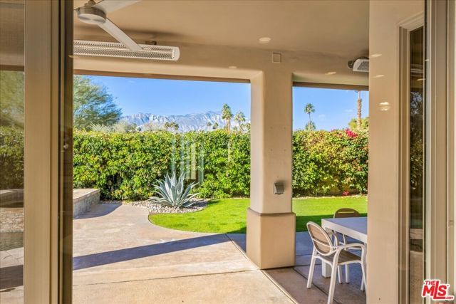 6 Carrera Place, Rancho Mirage, CA 92270