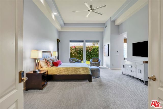 6 Carrera Place, Rancho Mirage, CA 92270