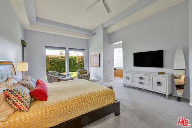 6 Carrera Place, Rancho Mirage, CA 92270