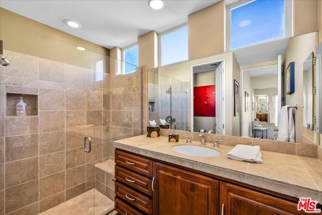 6 Carrera Place, Rancho Mirage, CA 92270