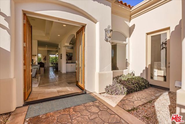 6 Carrera Place, Rancho Mirage, CA 92270