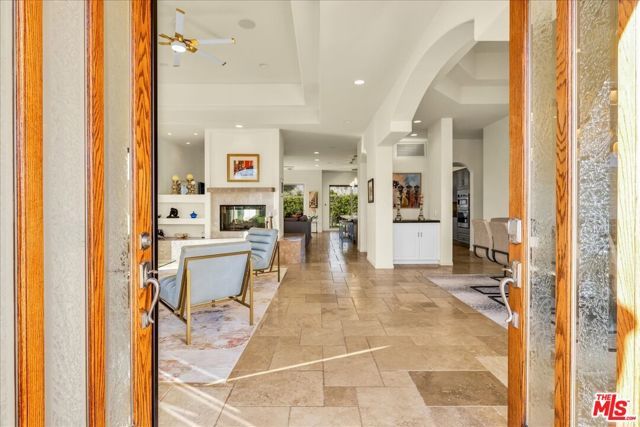 6 Carrera Place, Rancho Mirage, CA 92270