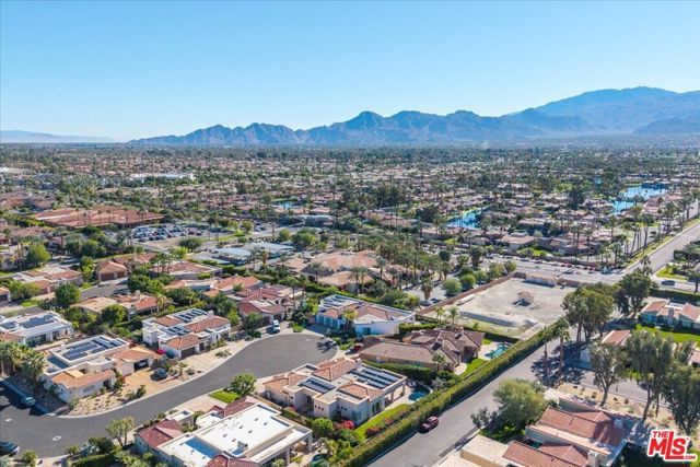 6 Carrera Place, Rancho Mirage, CA 92270