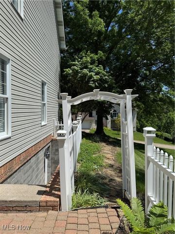 106 Toni Lane, St Clairsville, OH 43950