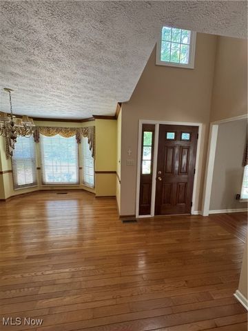 106 Toni Lane, St Clairsville, OH 43950