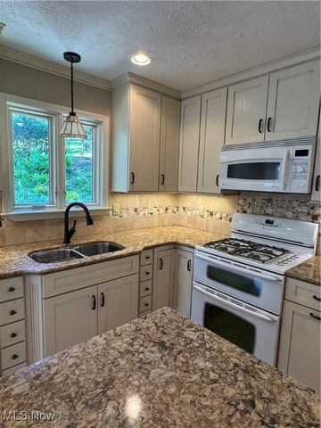 106 Toni Lane, St Clairsville, OH 43950