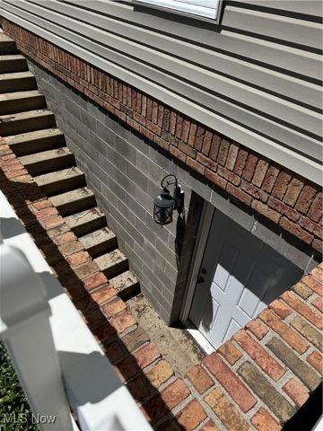 106 Toni Lane, St Clairsville, OH 43950